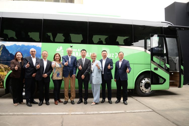 Pluz Energía buses eléctricos