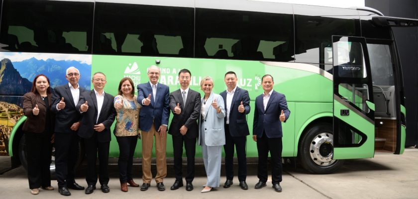 Pluz Energía buses eléctricos