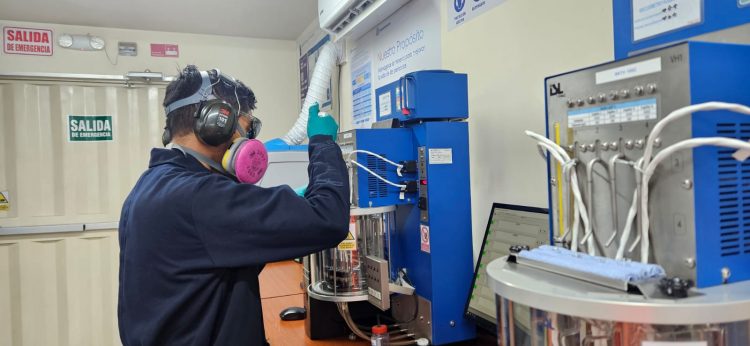 Laboratorio de fluidos de Anglo American