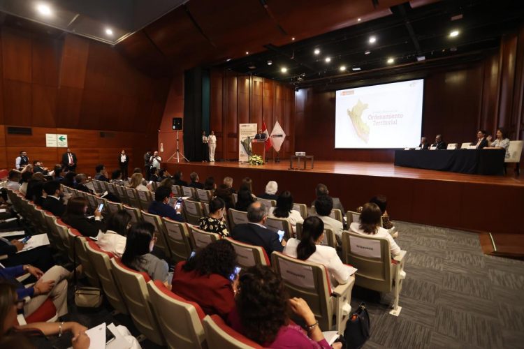 Lanzamiento Política Nacional de Ordenamiento Territorial al 2050