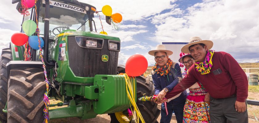 Antapaccay maquinaria agrícola en Espinar