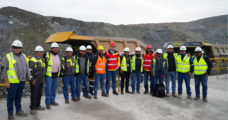 Glencore visita operaciones de Antapaccay