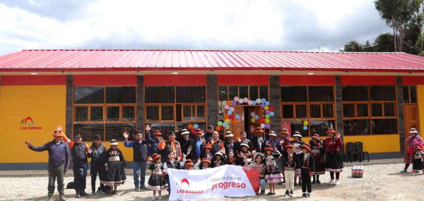 Minera Las Bambas inaugura moderno Centro Cultural en Antuyo