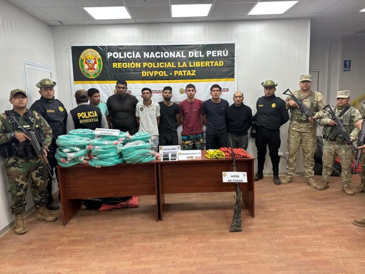 Presuntos secuestradores durante la operación Holocausto 1 en Pataz