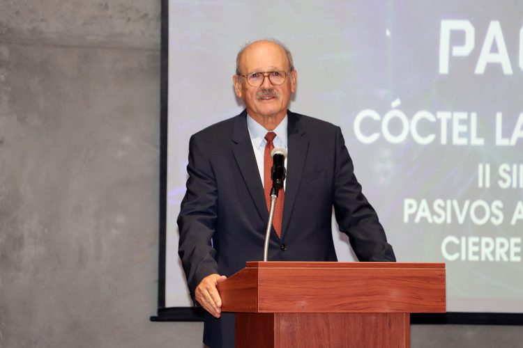 Raúl Benavides Ganoza