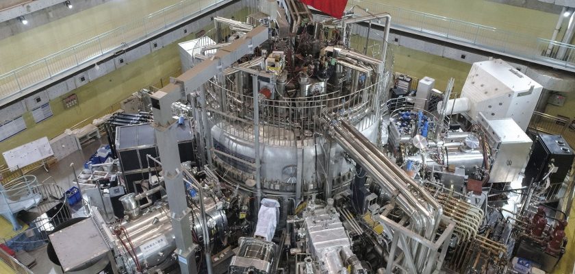 Reactor Tokamak HL-2M, llamado "Sol artificial"