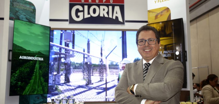 Reinaldo Serra, Grupo Gloria