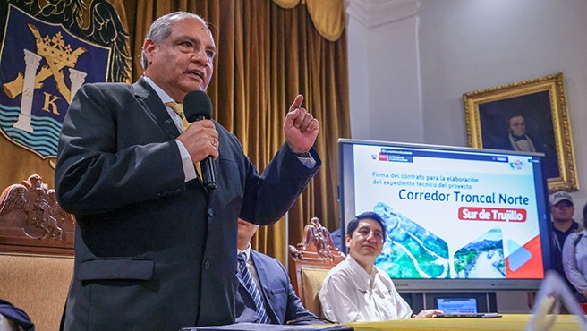 Ministro César Sandoval