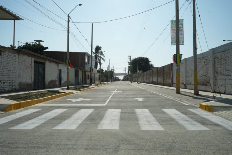 Ferreyros y Cementos Pacasmayo financian proyecto de pavimentación