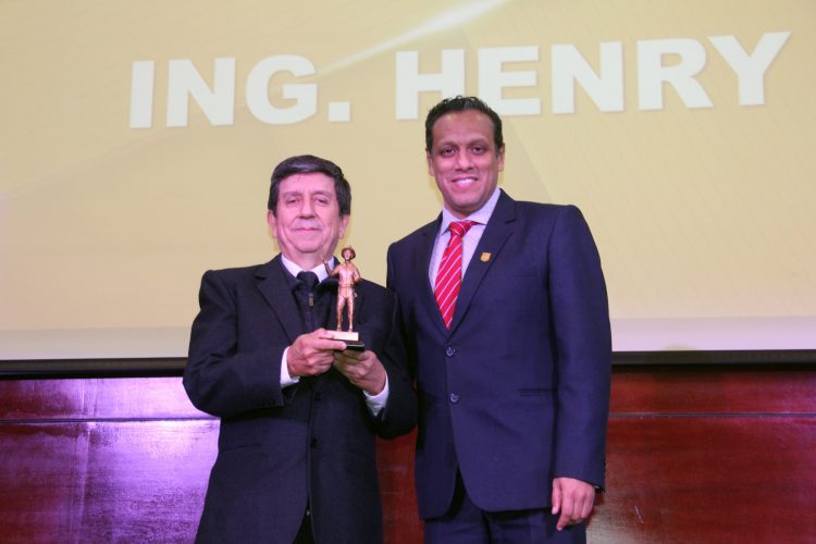 Henry Luna y Darío Zegarra