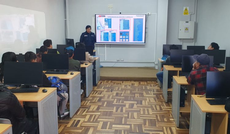Ingemmet capacita a estudiantes de Cusco en catastro minero
