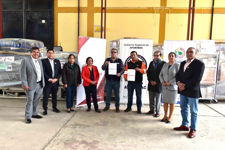 Minera Las Bambas entregó una nueva donación de equipos e insumos médicos al Hospital Guillermo Díaz de la Vega, en Abancay