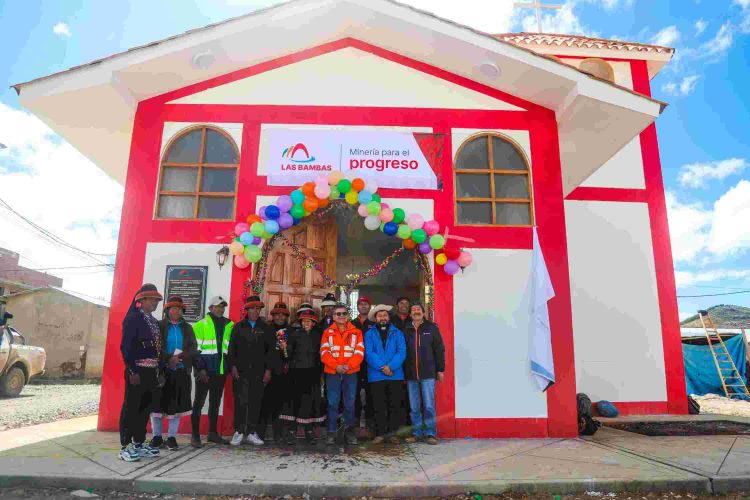 Las Bambas entrega capilla a la comunidad de Pumamarca