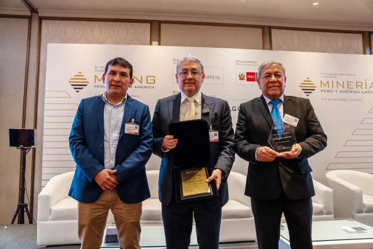 Minera Poderosa, Premios a la Excelencia Minera 2025