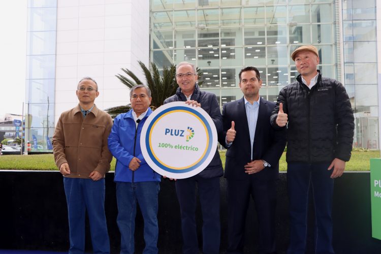 Pluz Energía nueva flota de autos eléctricos