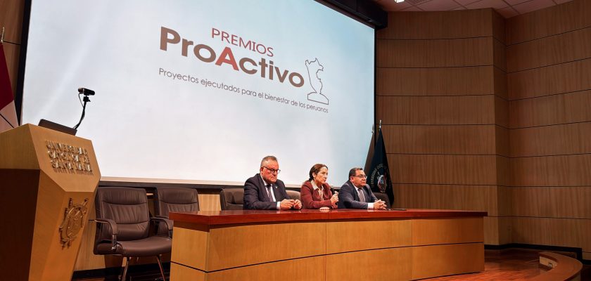 Premios ProActivo en Arequipa (Puentes de Sabiduría)