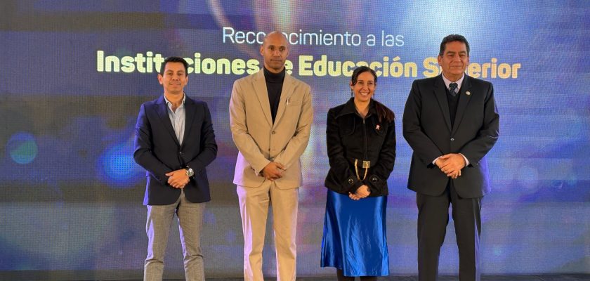 PRONABEC reconoce a la Universidad Continental