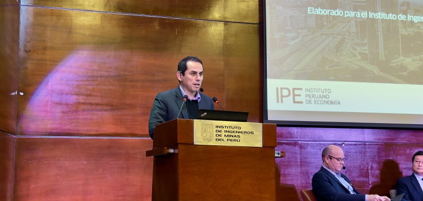 Carlos Gallardo IPE