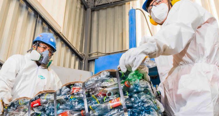 Antapaccay dona residuos reciclables a ANIQUEM
