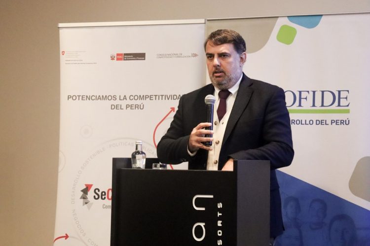 Jorge Velarde, Cofide