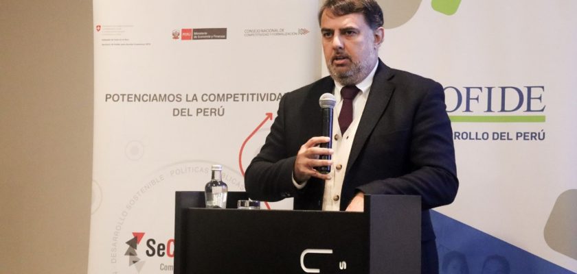 Jorge Velarde, Cofide