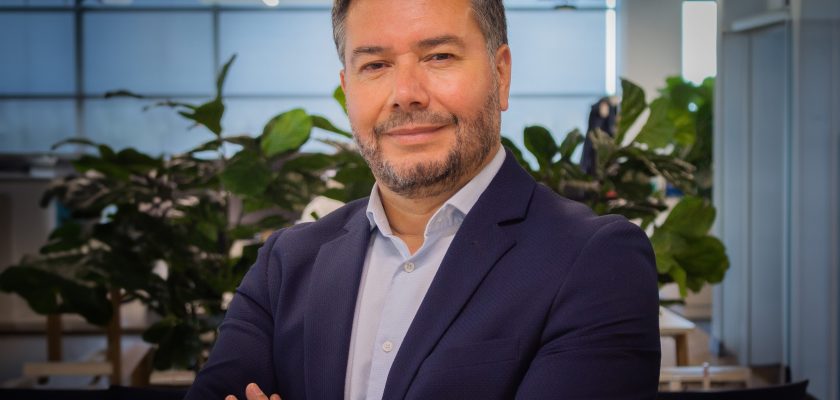 Juan Salinas, Fenix Power Perú