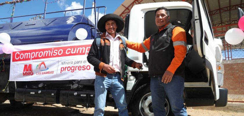 Las Bambas entrega camión cisterna a la Comunidad Cancahuani en Ccapacmarca