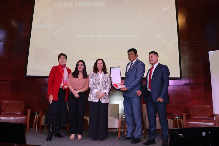 Poderosa - Gran Minería - 1er lugar