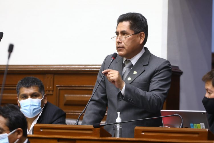 Víctor Cutipa
