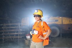 mujeres en minería