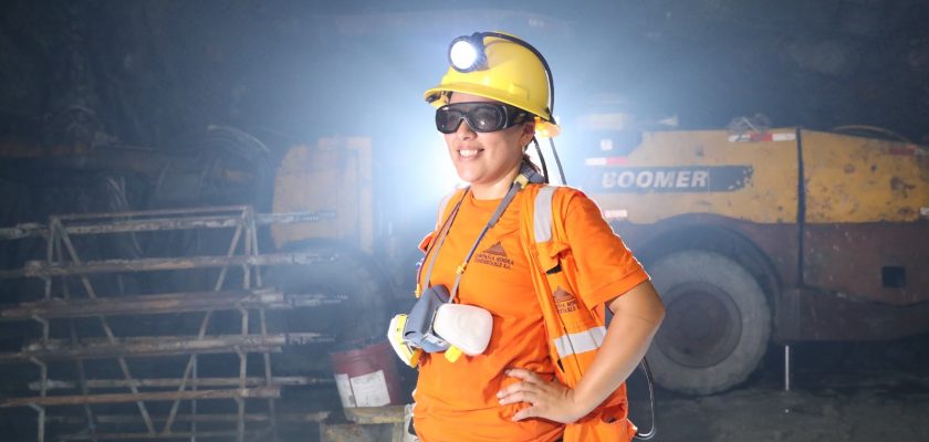 mujeres en minería