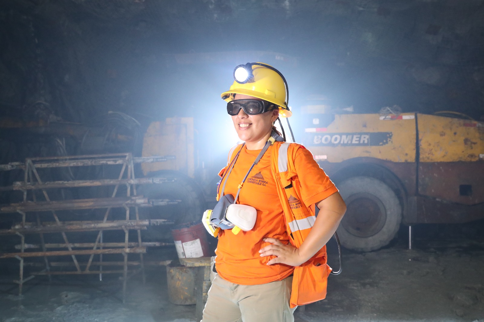 mujeres en minería