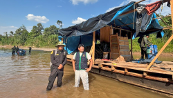 minería ilegal en el río Aguaytía
