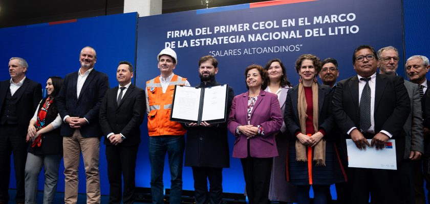 Chile-firma-su-primer-contrato-especial-de-litio-con-Rio-Tinto-para-Salares-Altoandinos