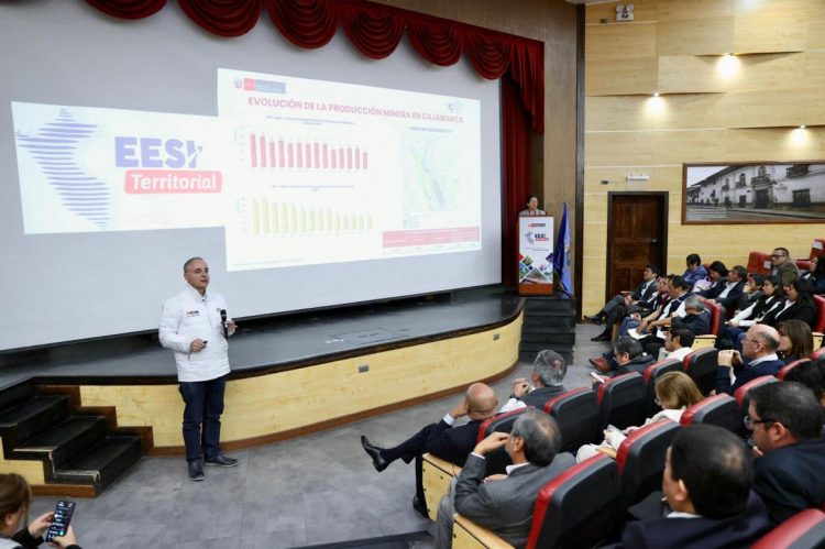Jorge Luis Montero Cornejo en EESI Territorial