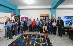 Minera Poderosa sala de innovación en Pataz