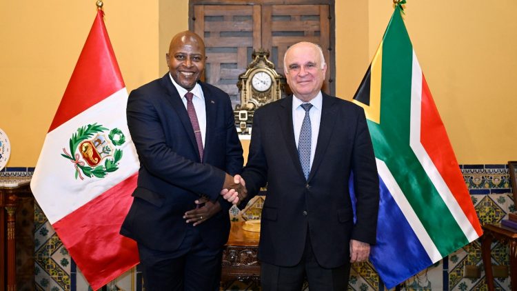 Perú y Sudáfrica