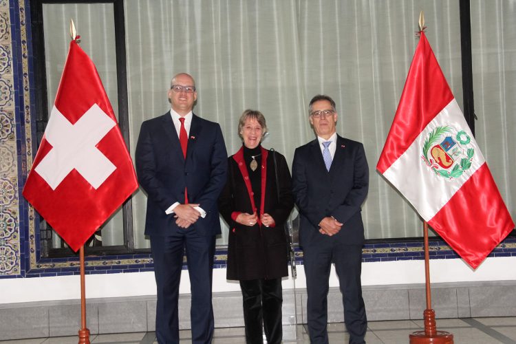 Suiza en Perumin 37