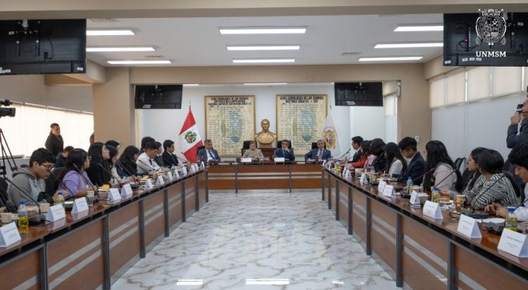 UNMSM Mesa de Diálogo Institucional sobre el Proceso de Admisión 2026