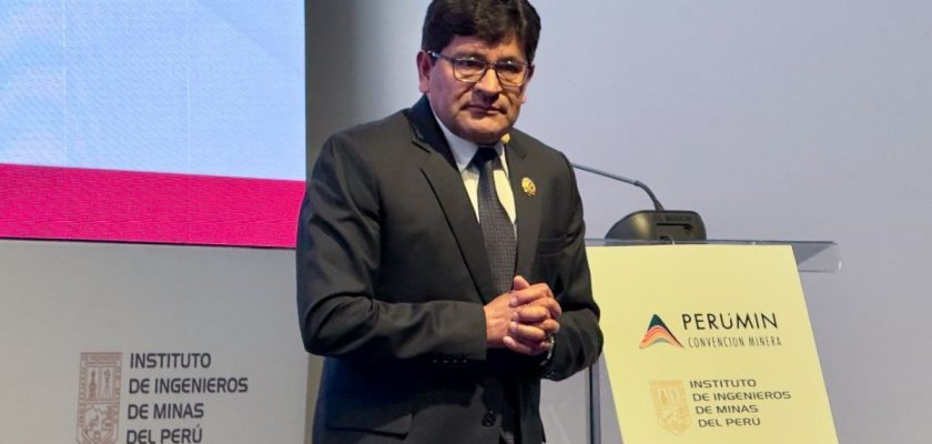 Rohel Sánchez, gobernador regional de Arequipa.