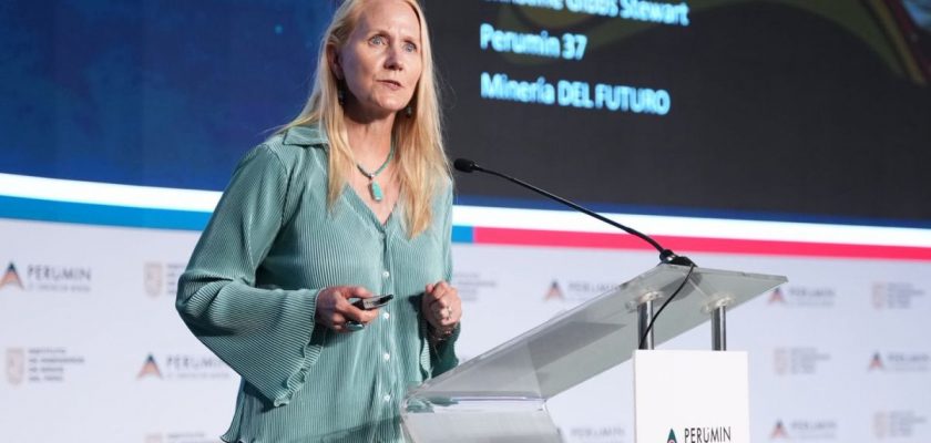 Christine Gibbs, directora del Consejo de Relaciones entre Australia y América Latina (COALAR) en PERUMIN.