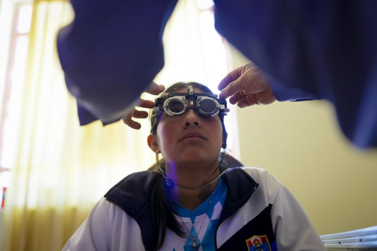 Grupo Enhol y Kallpa, campaña de salud 