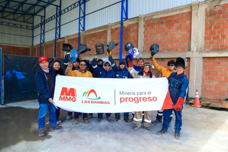 Minera Las Bambas formación técnica en Challhuahuacho