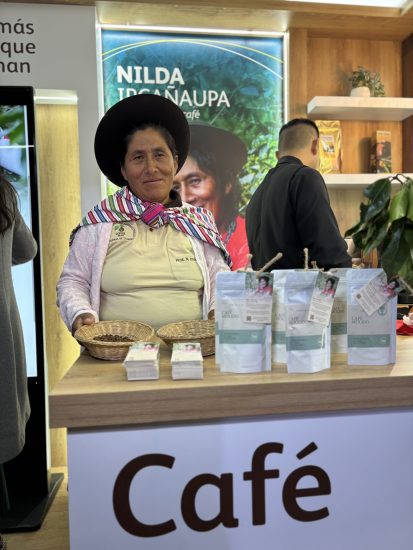 TGP y Summum premian a los mejores productores de café y cacao del VRAEM