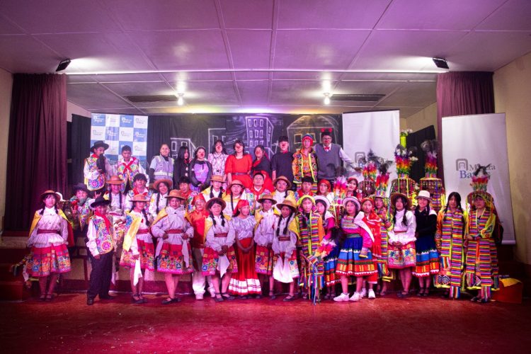 Watayponchos en Escena, Minera Bateas