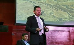 Alfredo Gallardo, Amphos 21 Perú