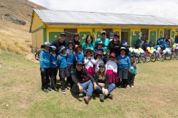 Ausenco y Baika entrega de bicicletas