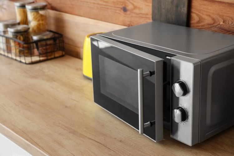 Cómo funciona un microondas