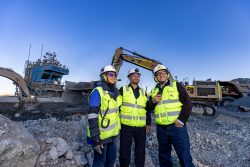 Compañía Minera Antapaccay