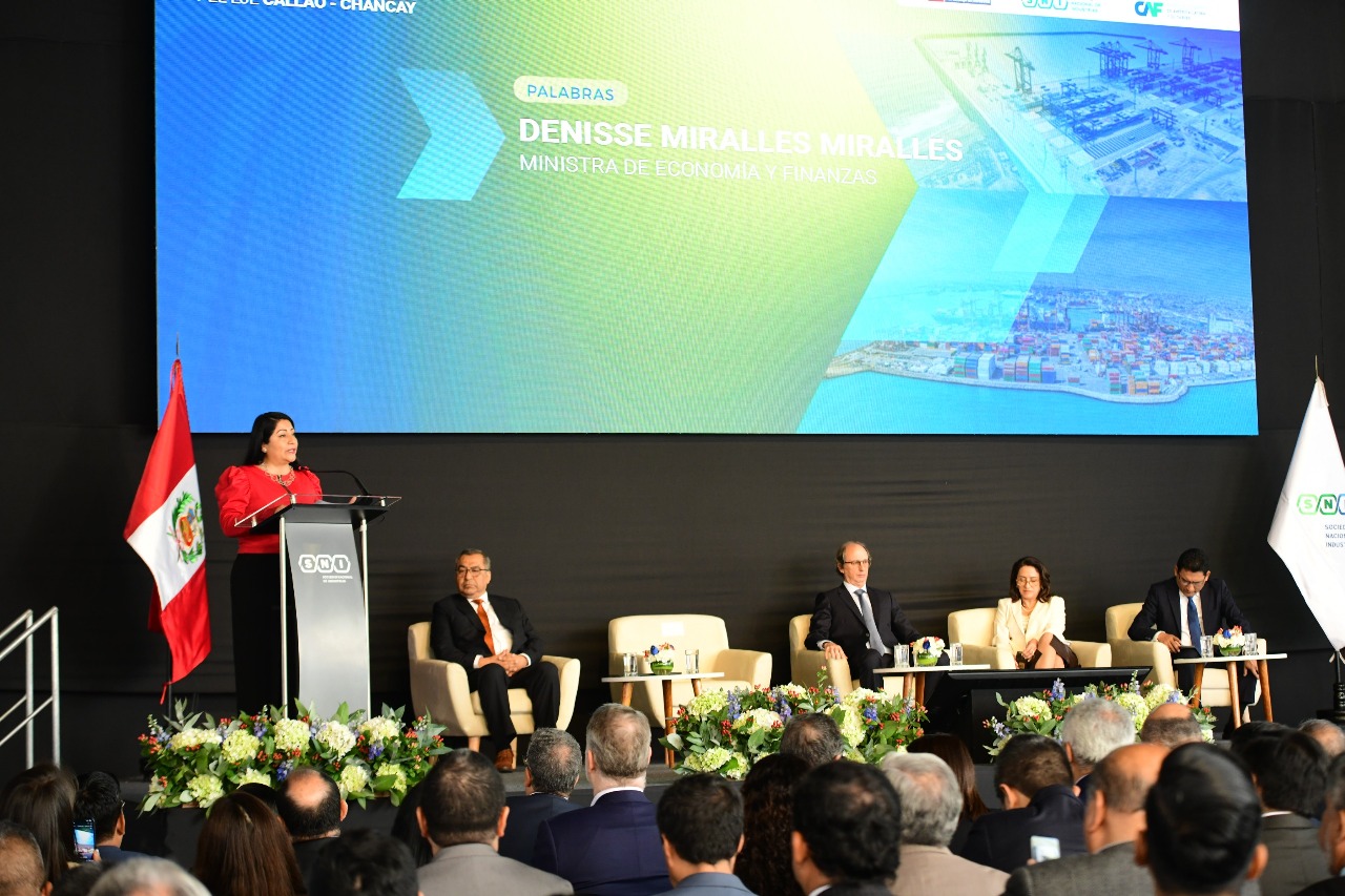 Denisse Miralles, ministra de Economía y Finanzas